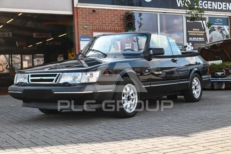 1992 SAAB 900