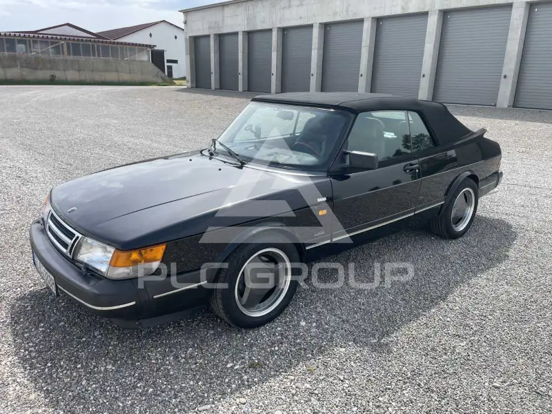1992 SAAB 900