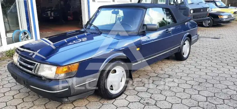 1992 SAAB 900