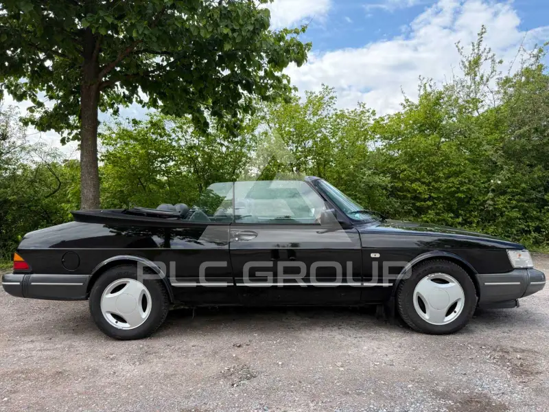 1992 SAAB 900
