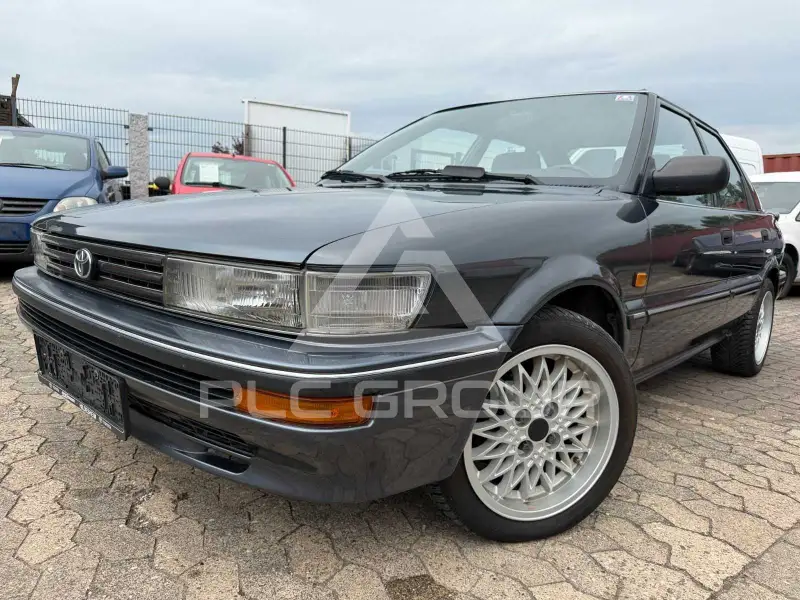 1992 Toyota Carina