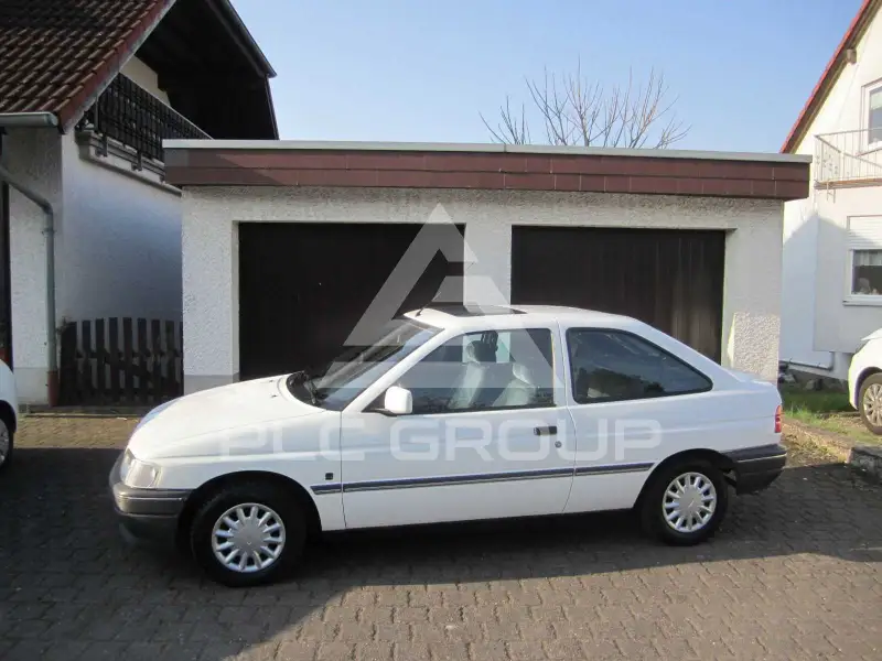 1992 Ford ESCORT