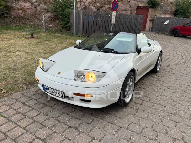 1992 Lotus Elan