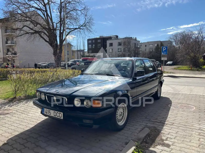 1993 BMW 740