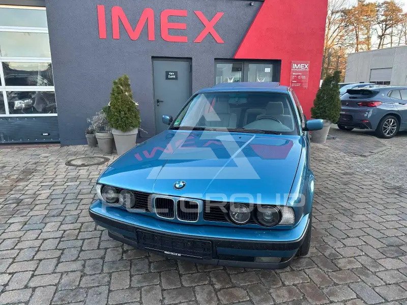 1993 BMW 525