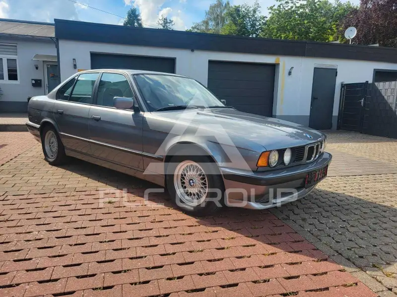 1993 BMW 525