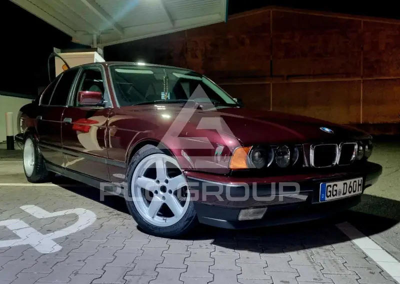 1993 BMW 520