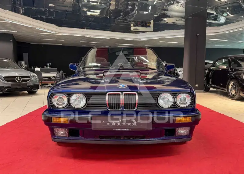 1993 BMW 318