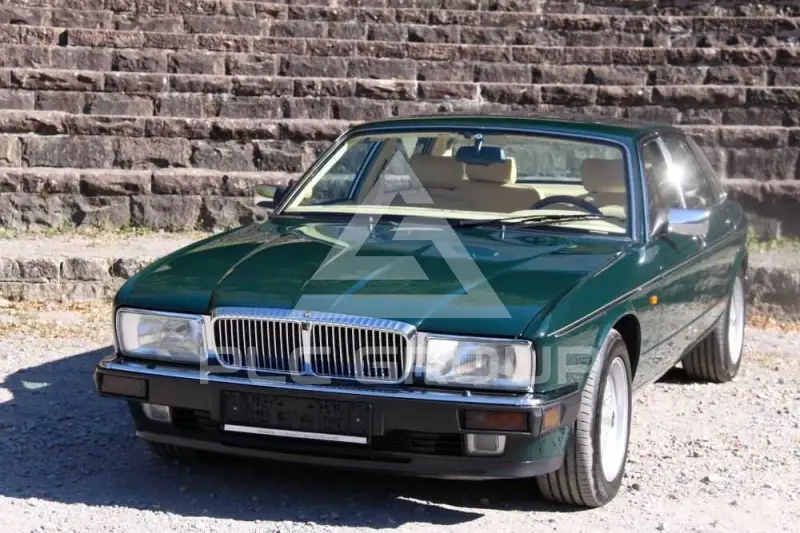 1993 Jaguar Daimler