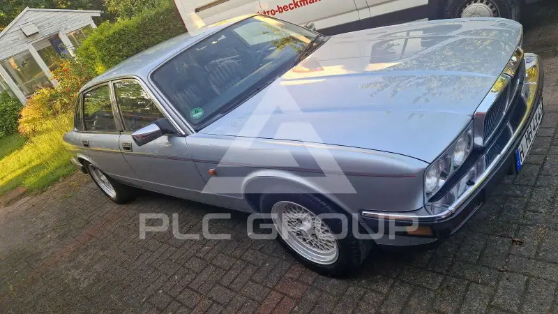 1993 Jaguar XJ