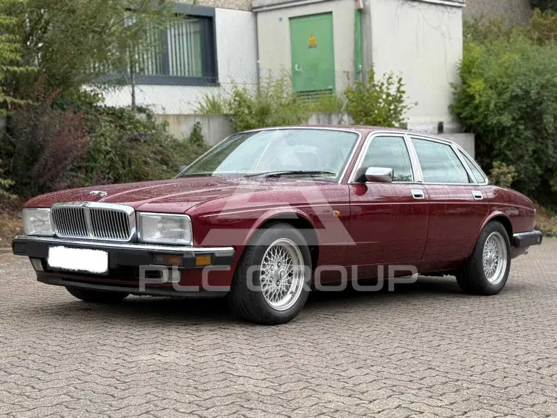 1993 Jaguar XJ