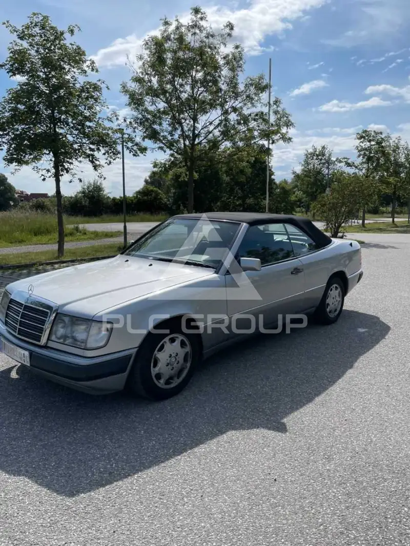 1993 Mercedes Benz E 300