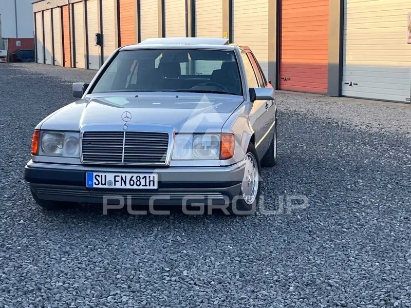 1993 Mercedes Benz E 300
