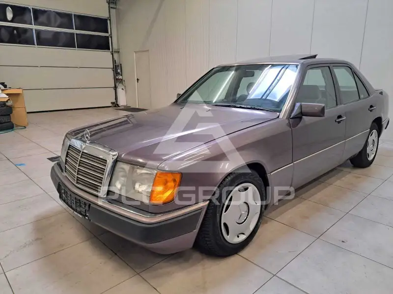 1993 Mercedes Benz 250