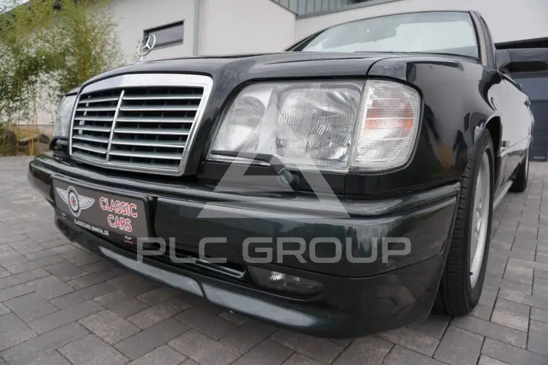 1993 Mercedes Benz 320