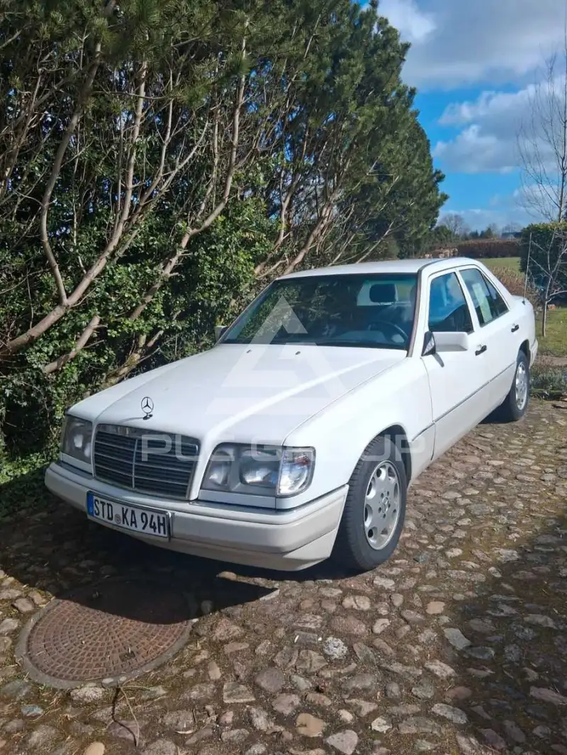 1993 Mercedes Benz E 280