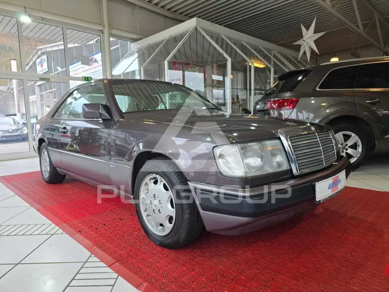 1993 Mercedes Benz CE 320