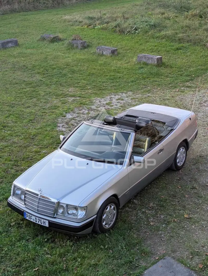 1993 Mercedes Benz E 300