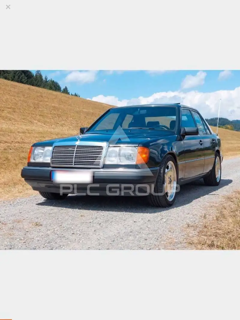1993 Mercedes Benz 220