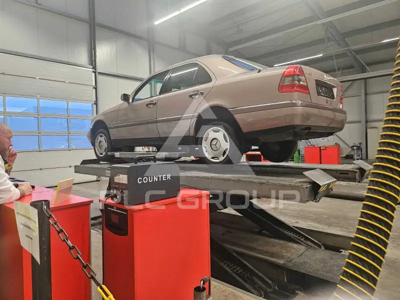 1993 Mercedes Benz C 180