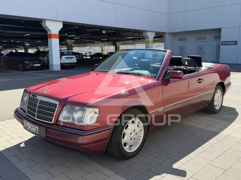 1993 Mercedes Benz E 220