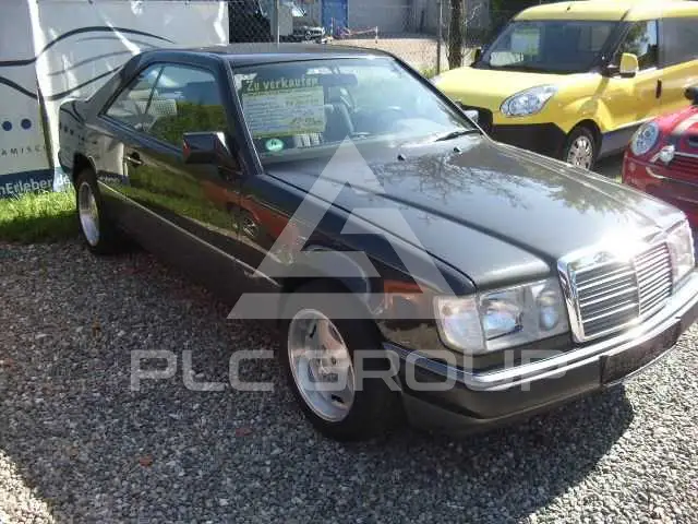 1993 Mercedes Benz E 220