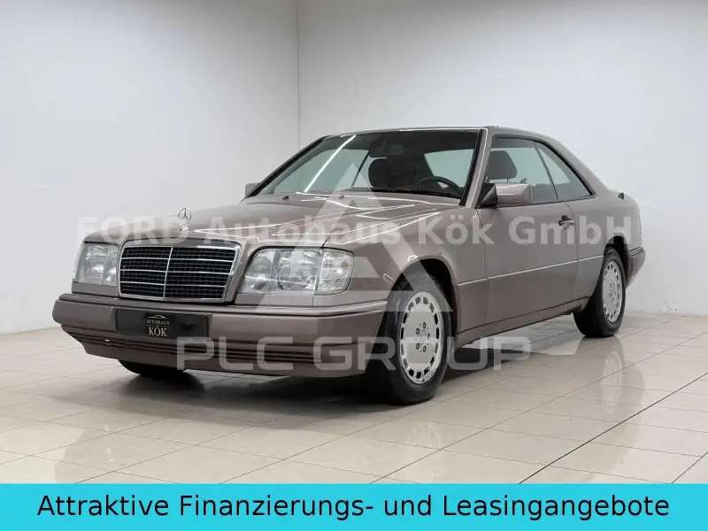 1993 Mercedes Benz E 220