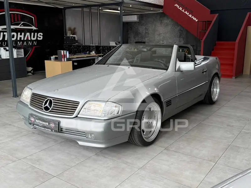 1993 Mercedes Benz SL 300