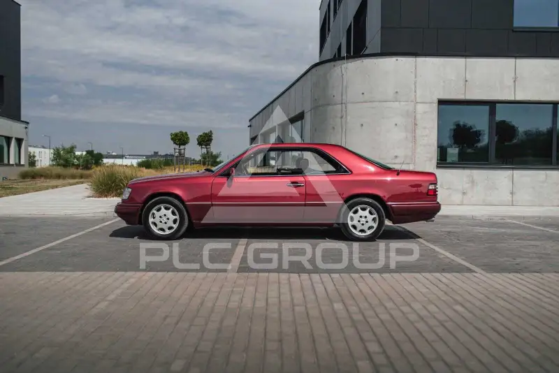 1993 Mercedes Benz CE 220