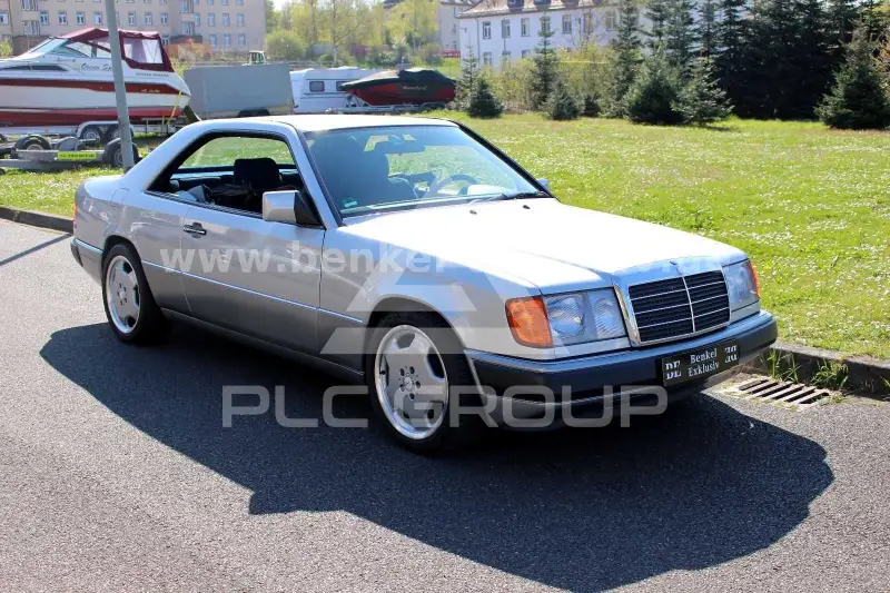 1993 Mercedes Benz CE 220