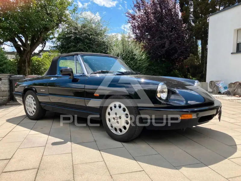 1993 Alfa Romeo Spider