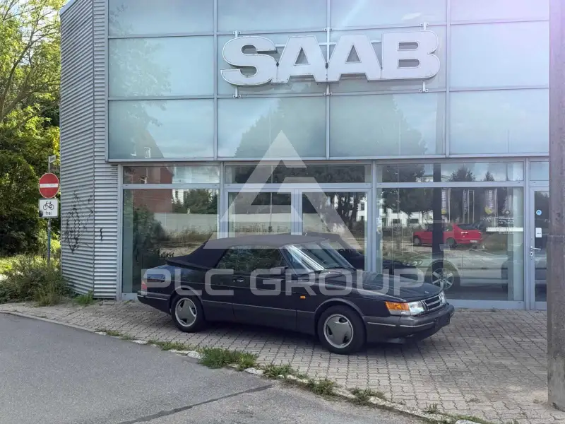 1993 SAAB 900