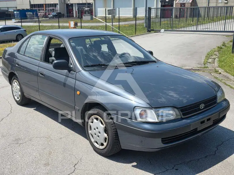 1993 Toyota Carina