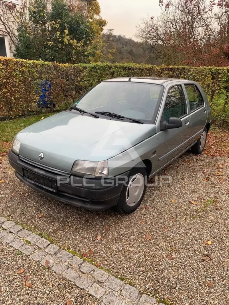 1993 Renault Clio