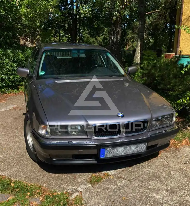 1994 BMW 740
