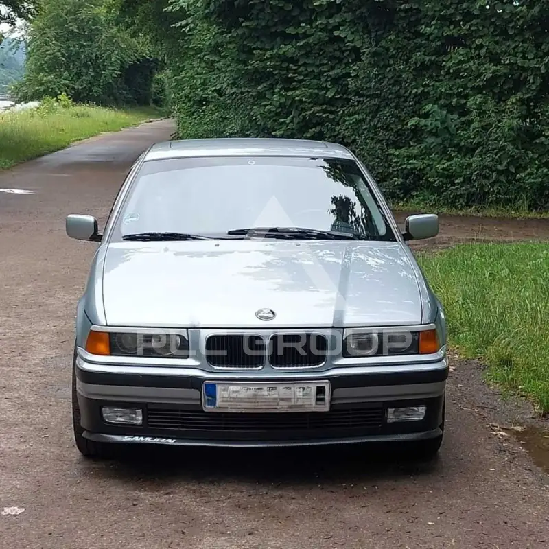 1994 BMW 320