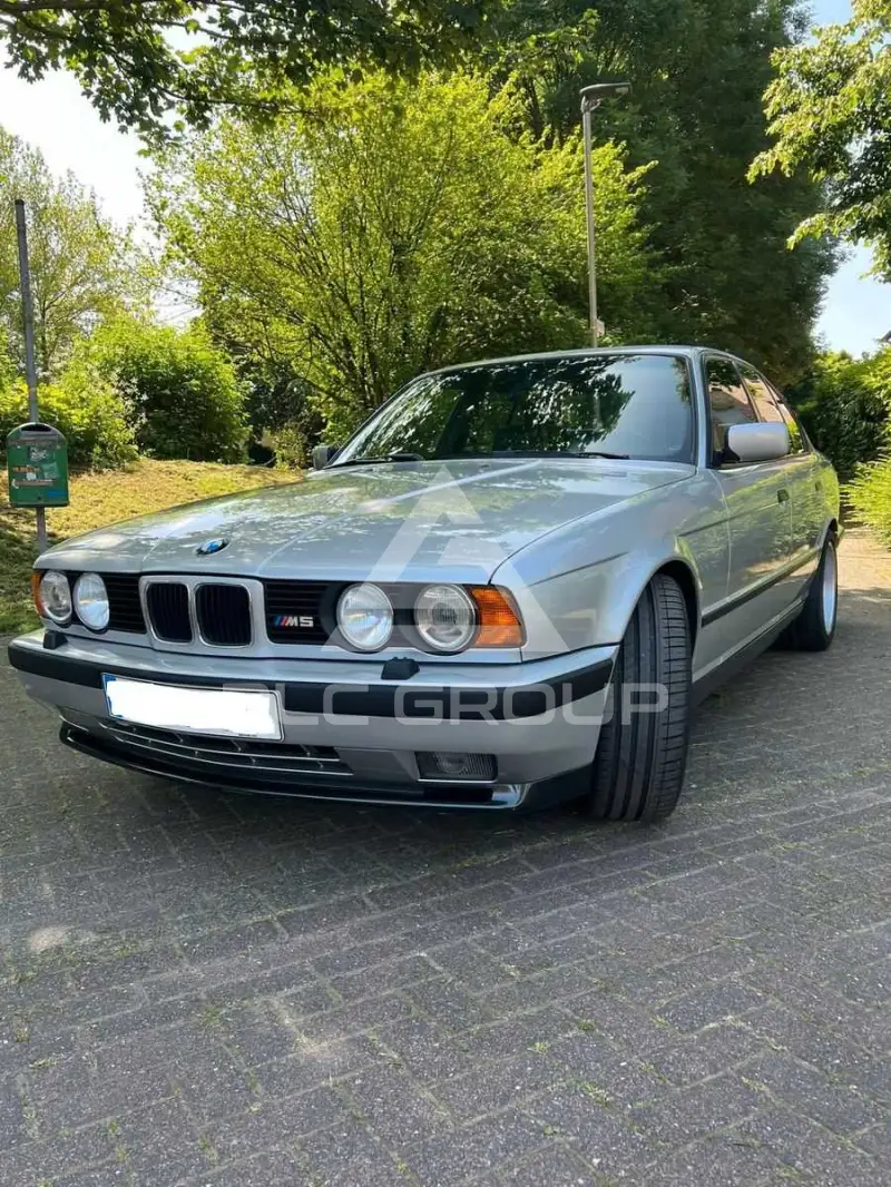1994 BMW M5