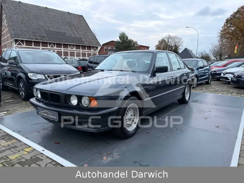 1994 BMW 520