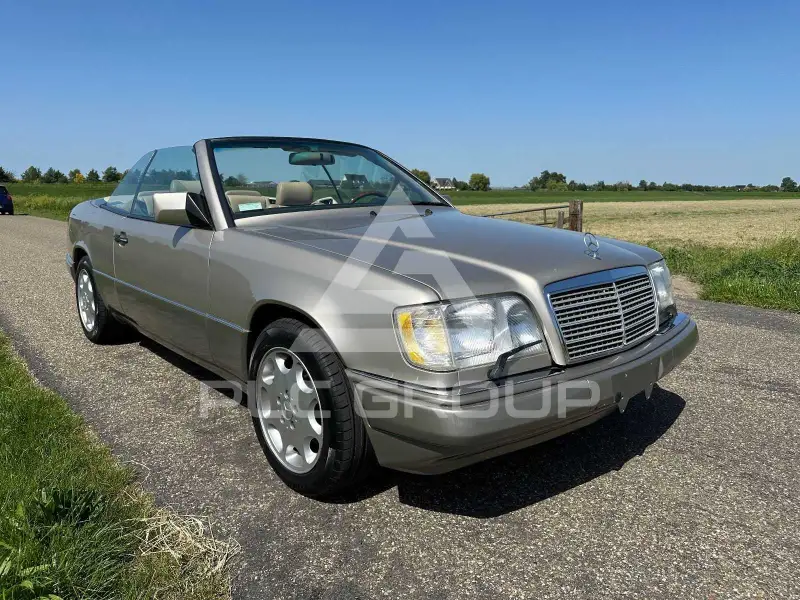 1994 Mercedes Benz E 320