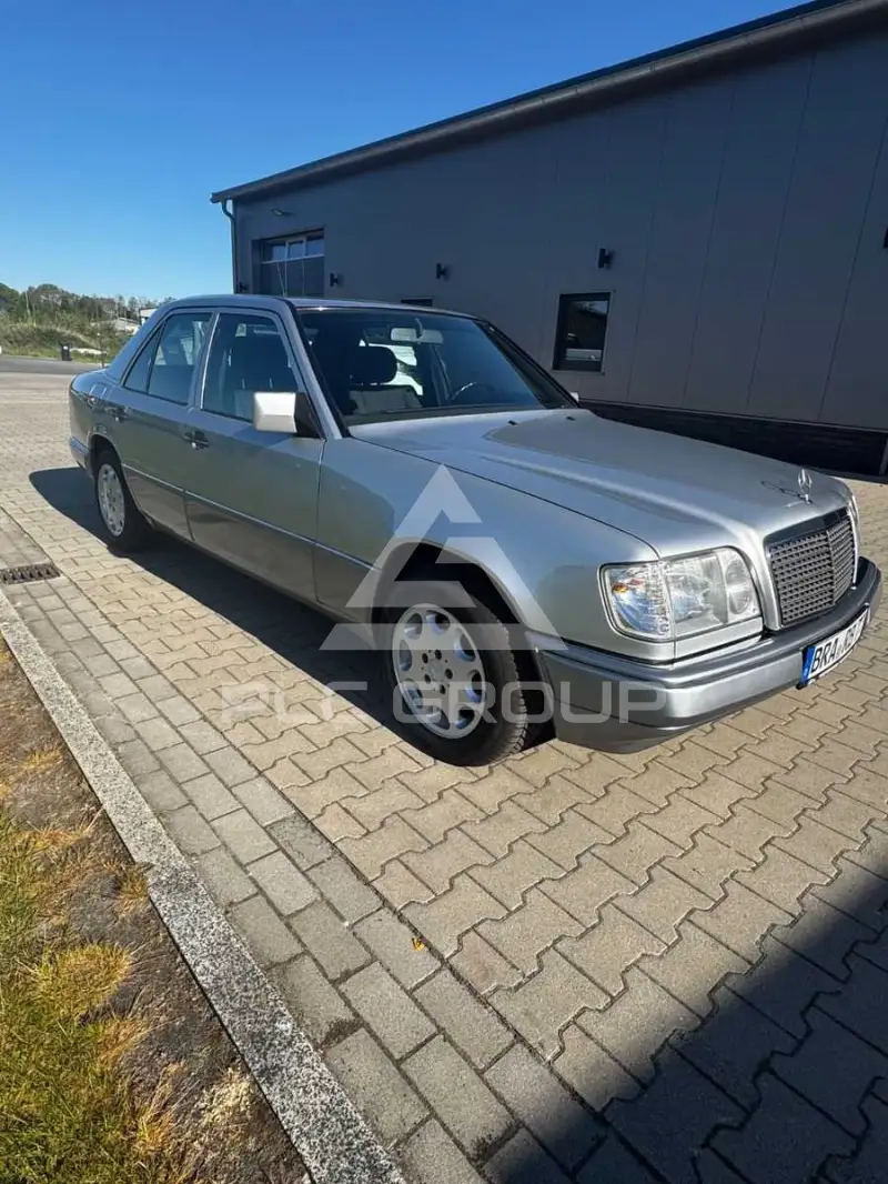 1994 Mercedes Benz 200