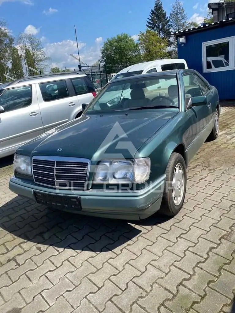 1994 Mercedes Benz 220