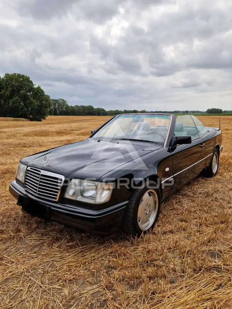 1994 Mercedes Benz 220