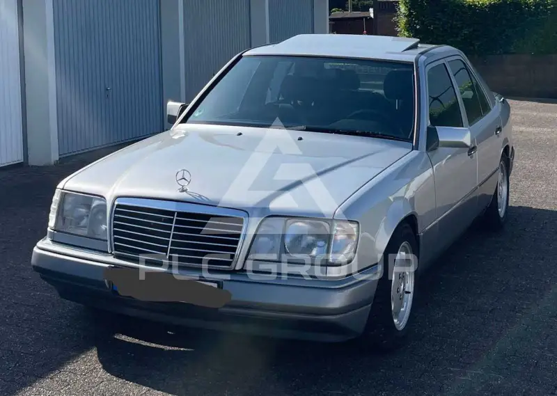 1994 Mercedes Benz 220