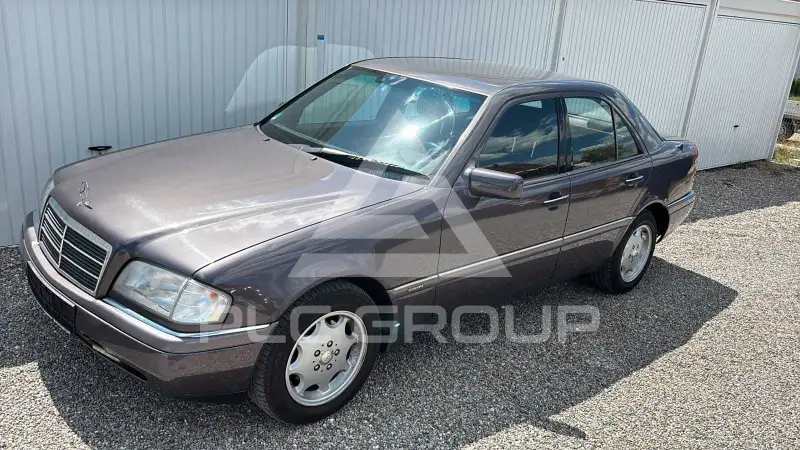 1994 Mercedes Benz C 220