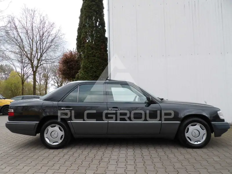 1994 Mercedes Benz E 200