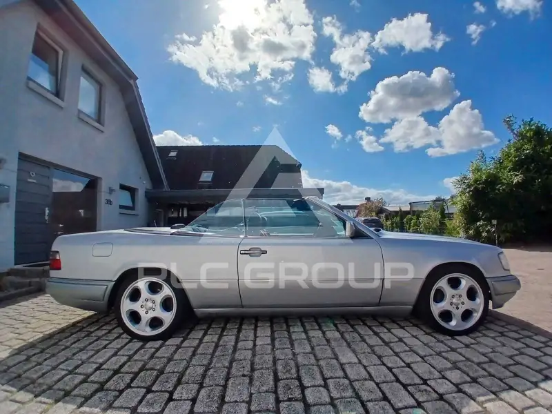 1994 Mercedes Benz E 200