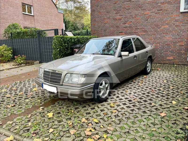 1994 Mercedes Benz E 200
