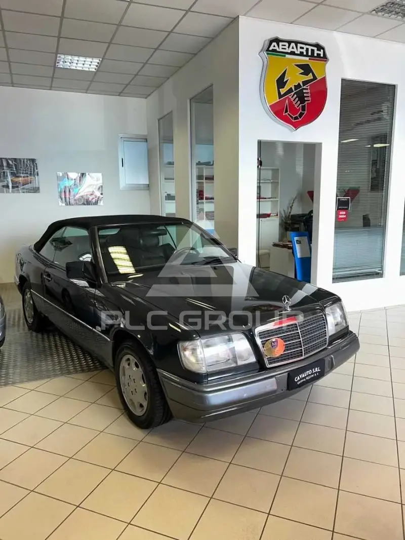 1994 Mercedes Benz E 200