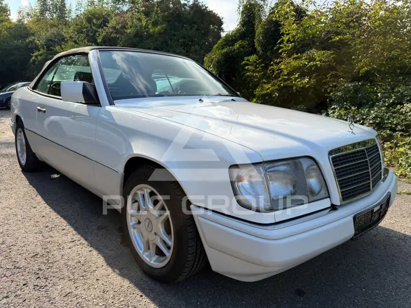 1994 Mercedes Benz E 200