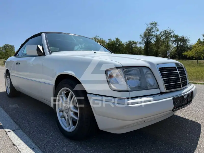 1994 Mercedes Benz E 200